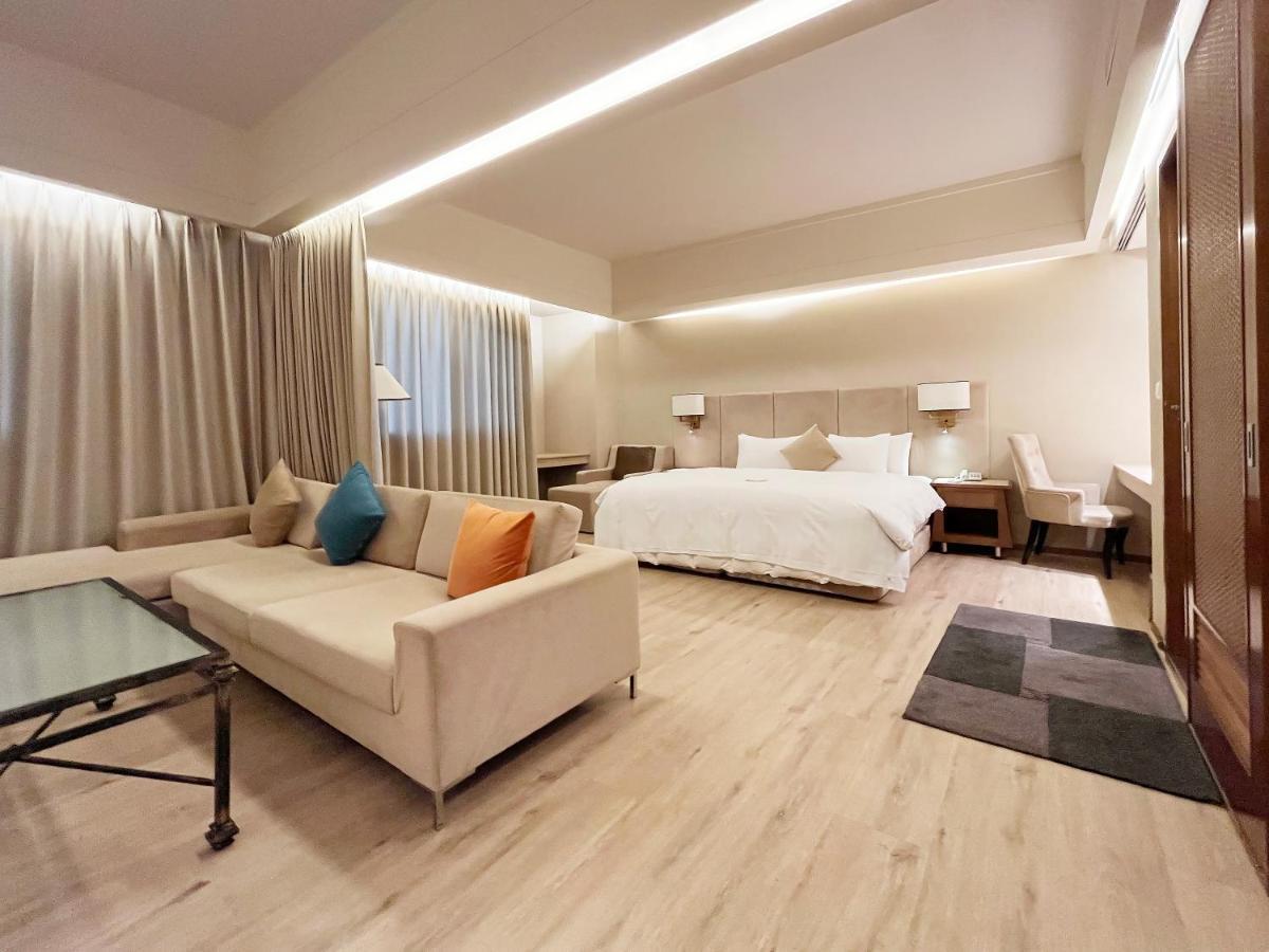 Jia Hsin Garden Hotel Tainan Zewnętrze zdjęcie