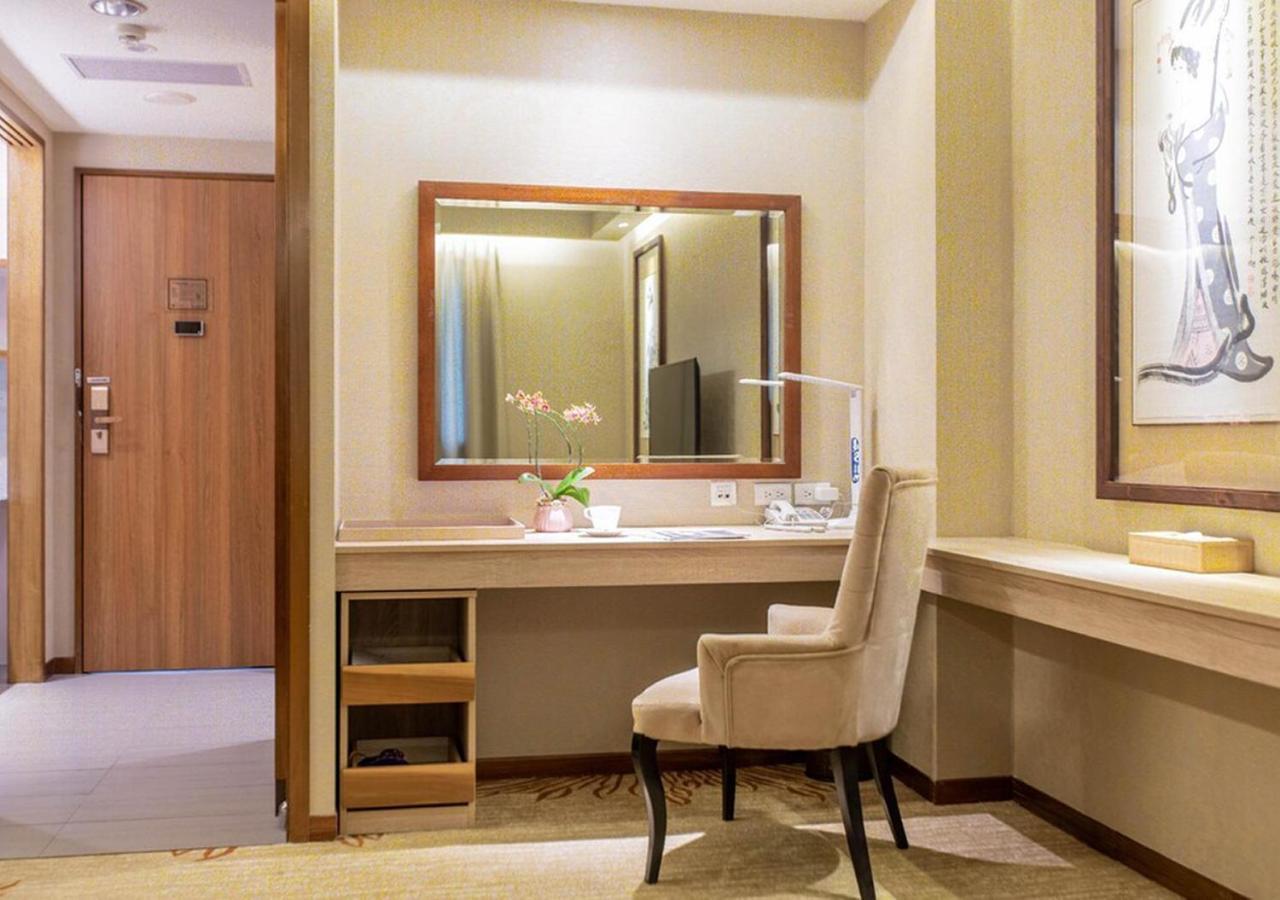Jia Hsin Garden Hotel Tainan Zewnętrze zdjęcie