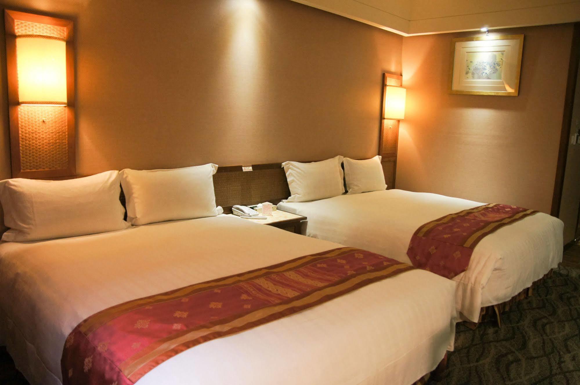 Jia Hsin Garden Hotel Tainan Zewnętrze zdjęcie